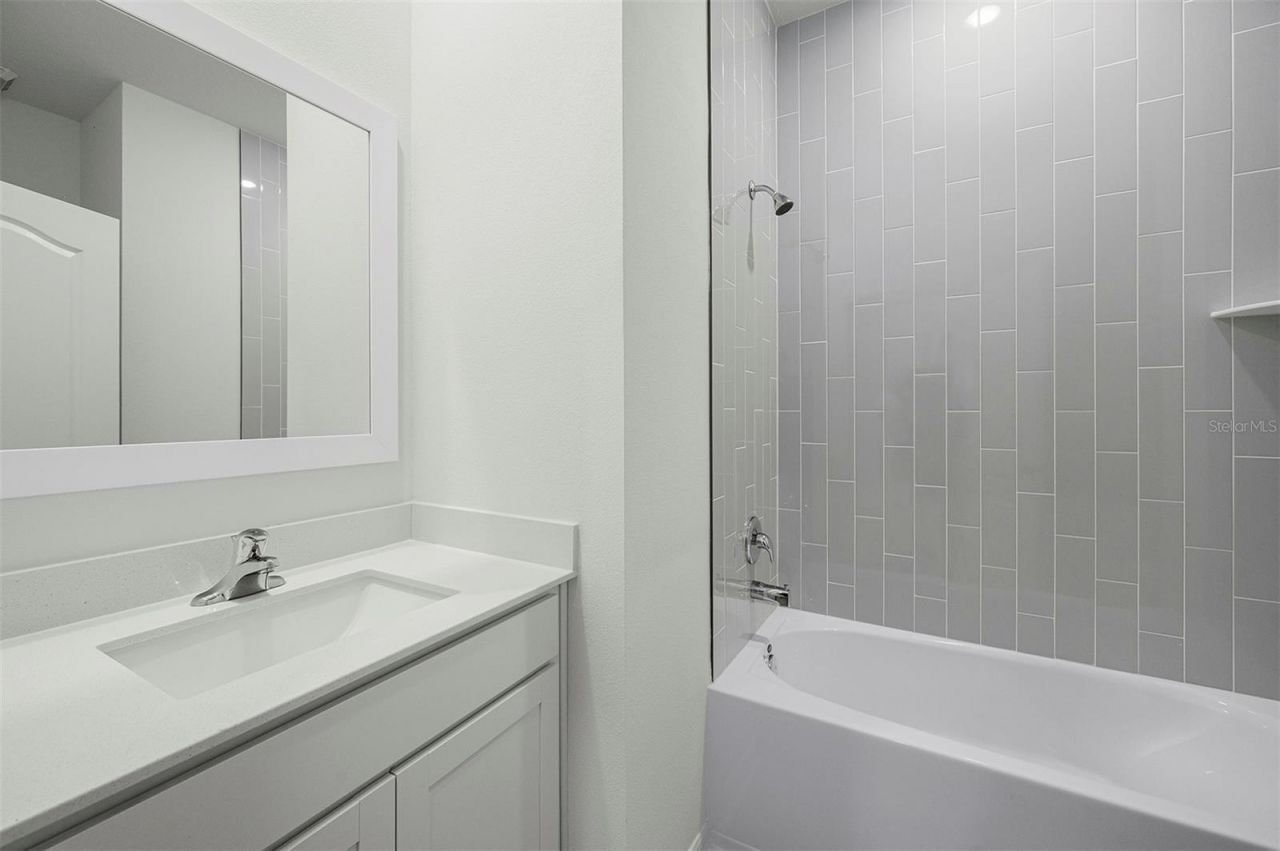 13296 Tula Loop, Astatula, FL 34705 Photo