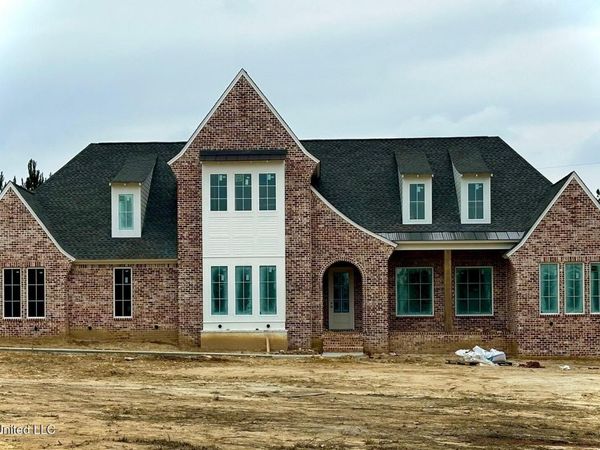 906 Old Glory Lane, Brandon, MS 39047