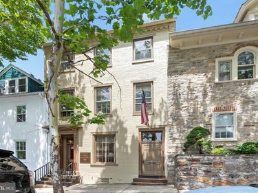 72-74 W MARKET STREET, BETHLEHEM, PA 18018