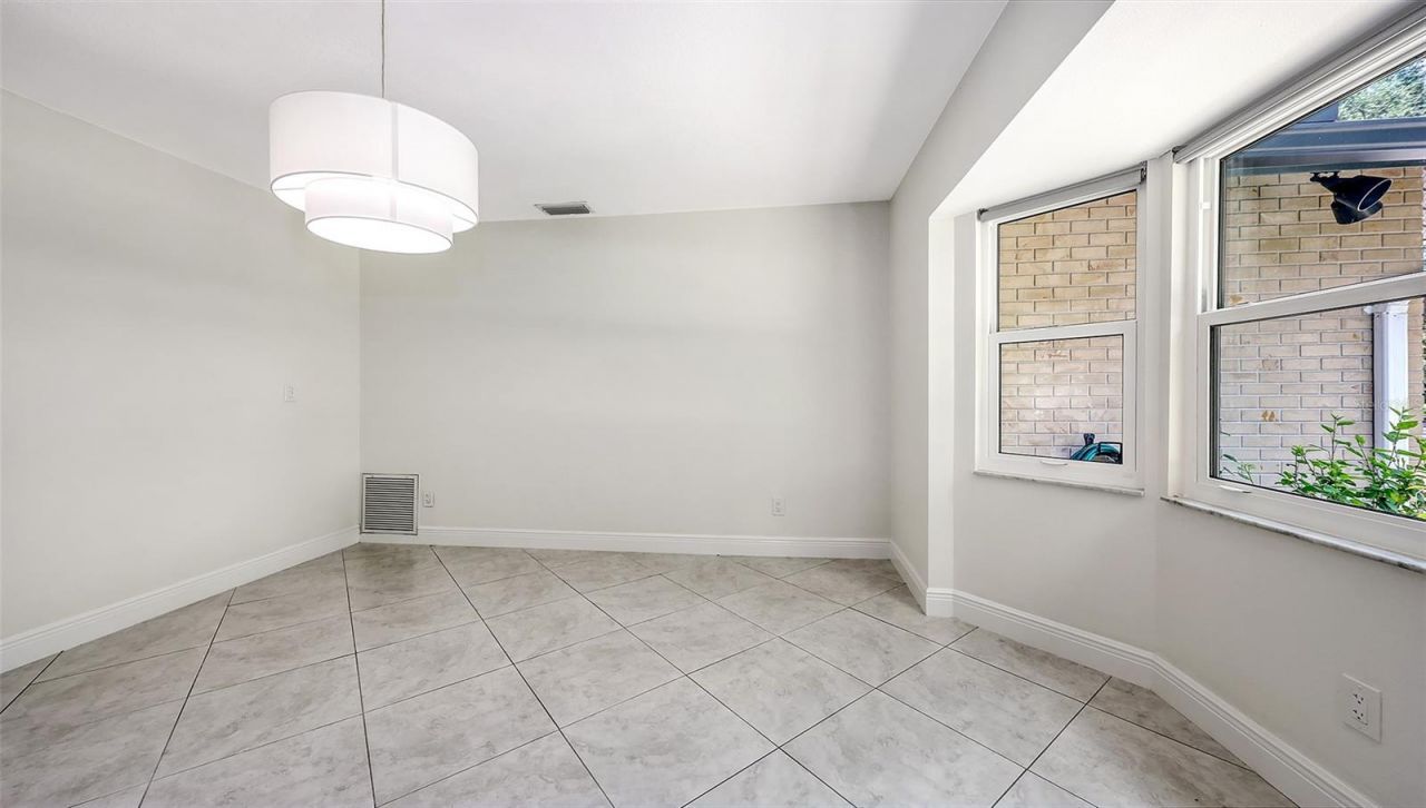 4830 Greywood Lane, Sarasota, FL 34235 Photo