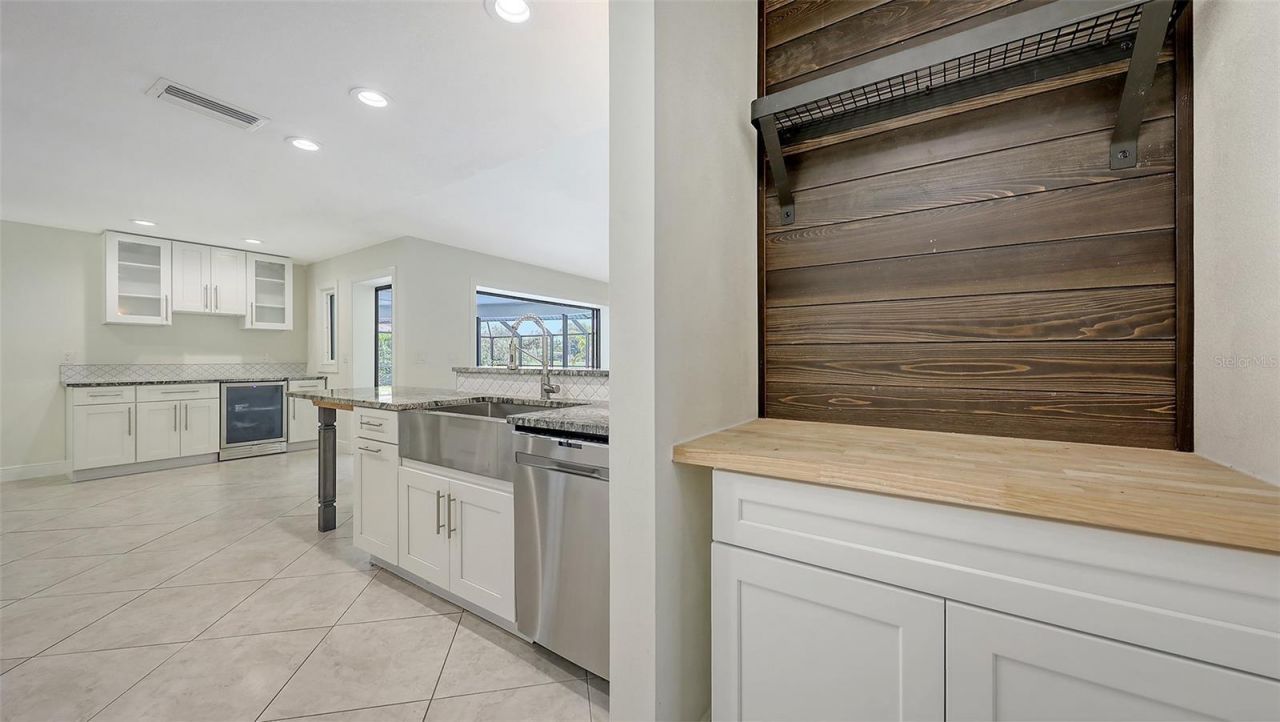 4830 Greywood Lane, Sarasota, FL 34235 Photo