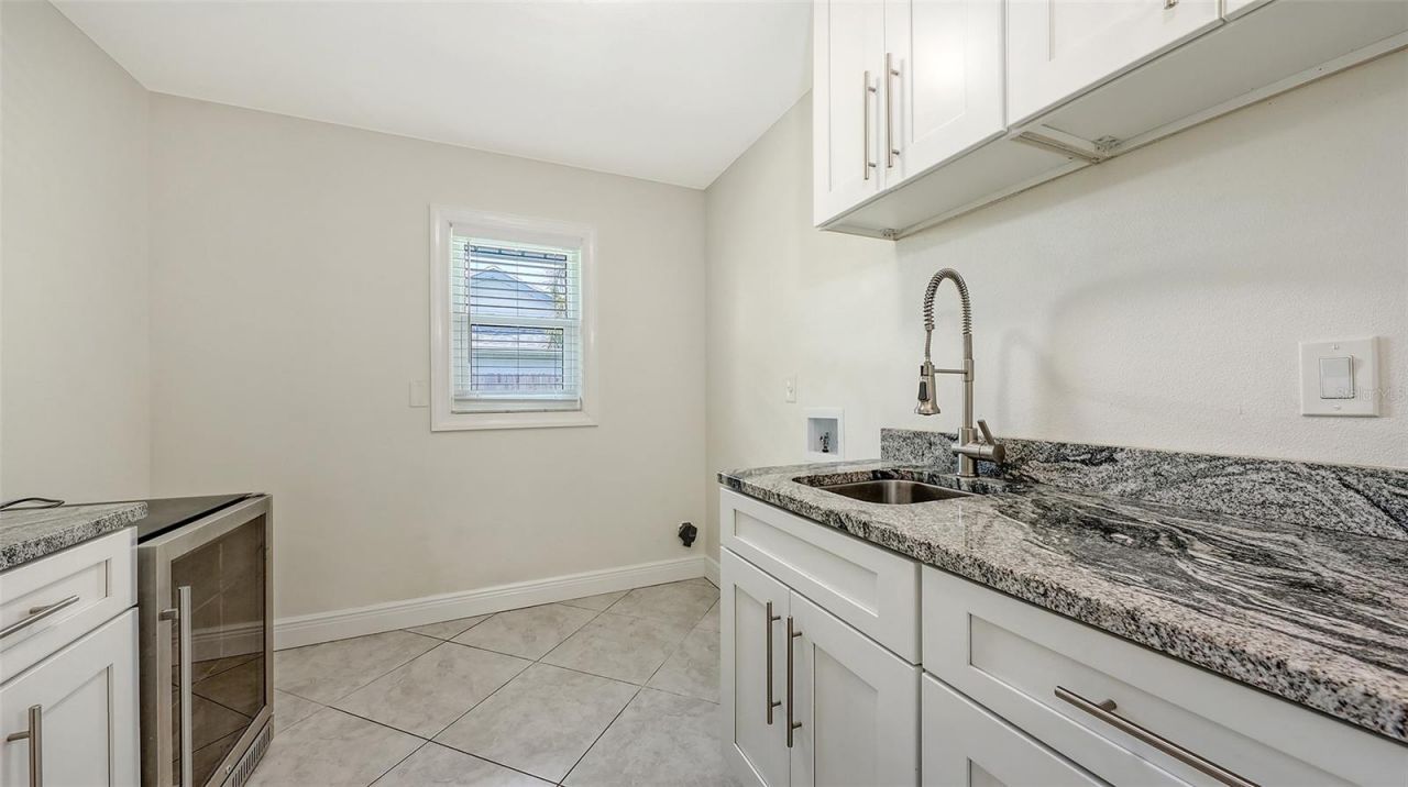 4830 Greywood Lane, Sarasota, FL 34235 Photo