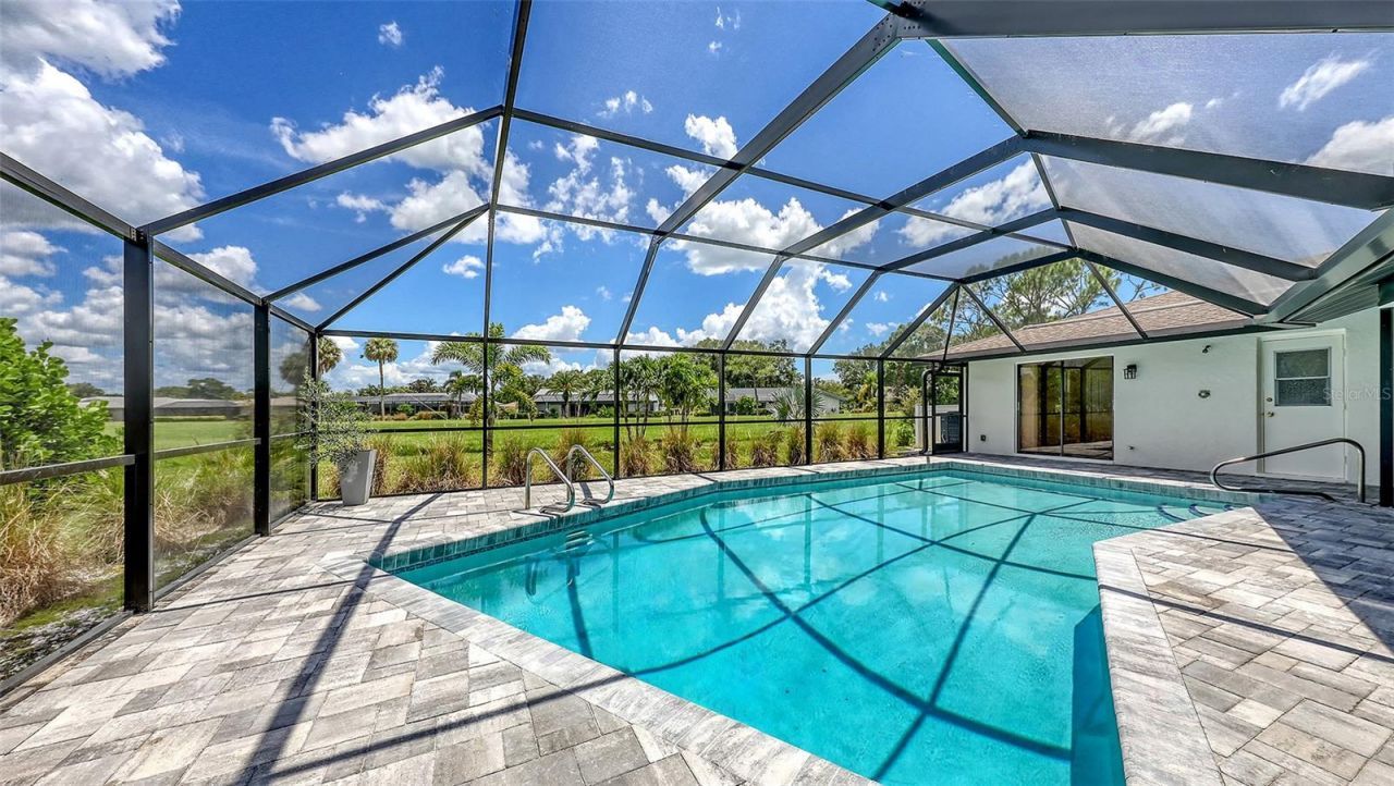 4830 Greywood Lane, Sarasota, FL 34235 Photo