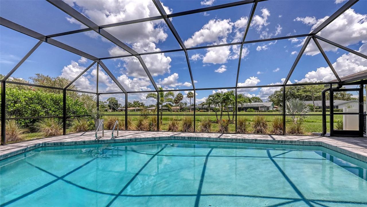 4830 Greywood Lane, Sarasota, FL 34235 Photo