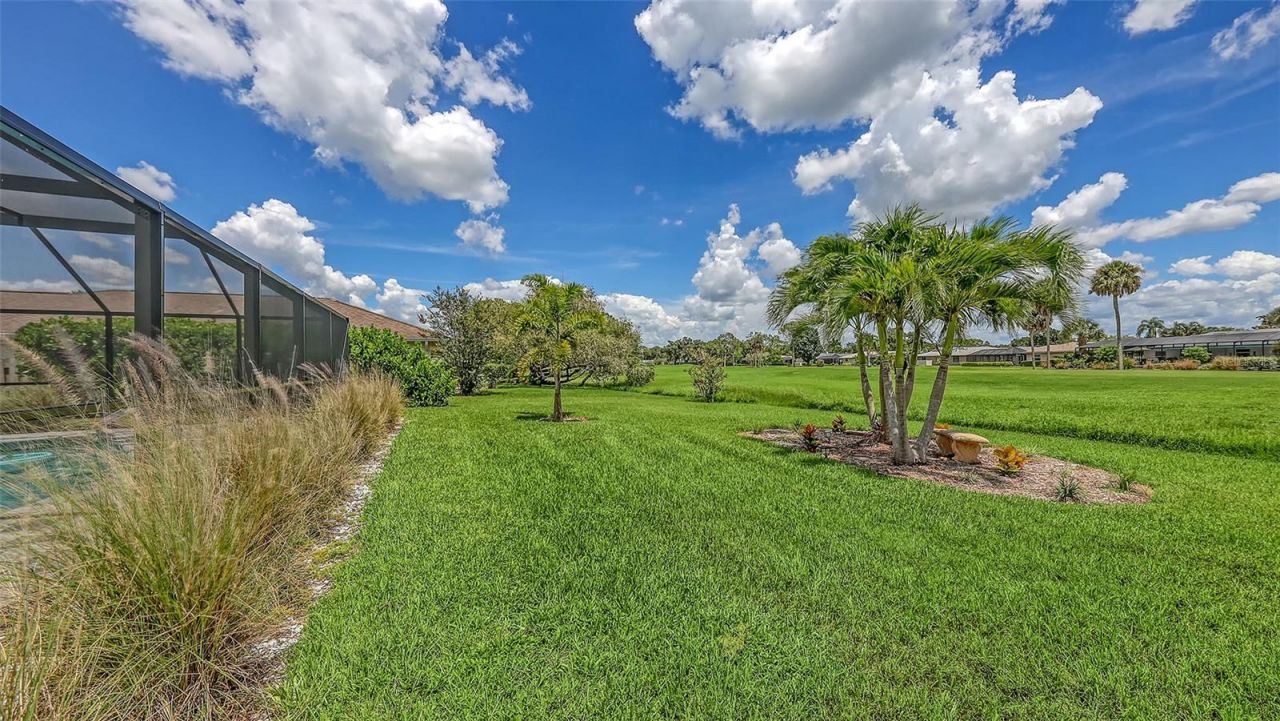 4830 Greywood Lane, Sarasota, FL 34235 Photo