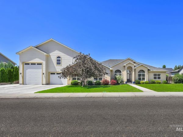 2025 N 6th E, Mountain Home, ID 83647