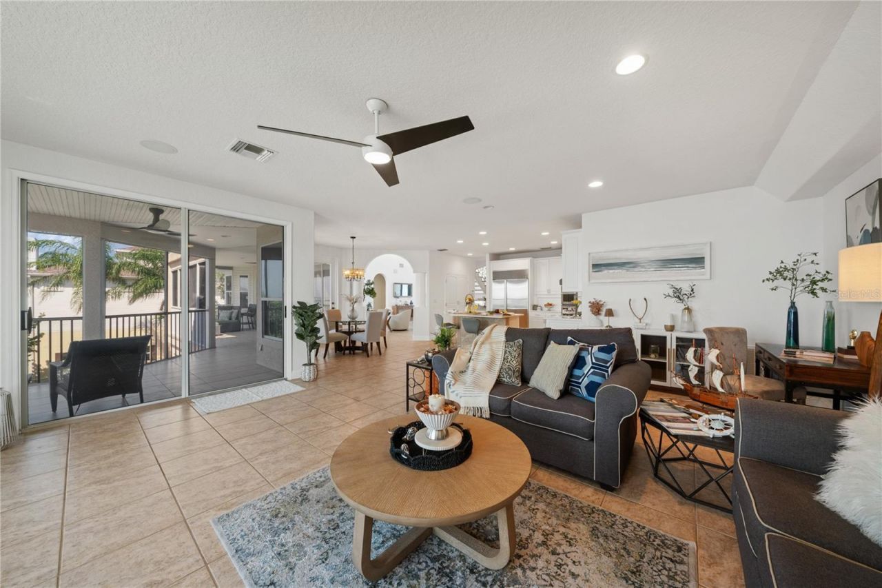 1661 Sea Breeze Drive, Tarpon Springs, FL 34689 Photo