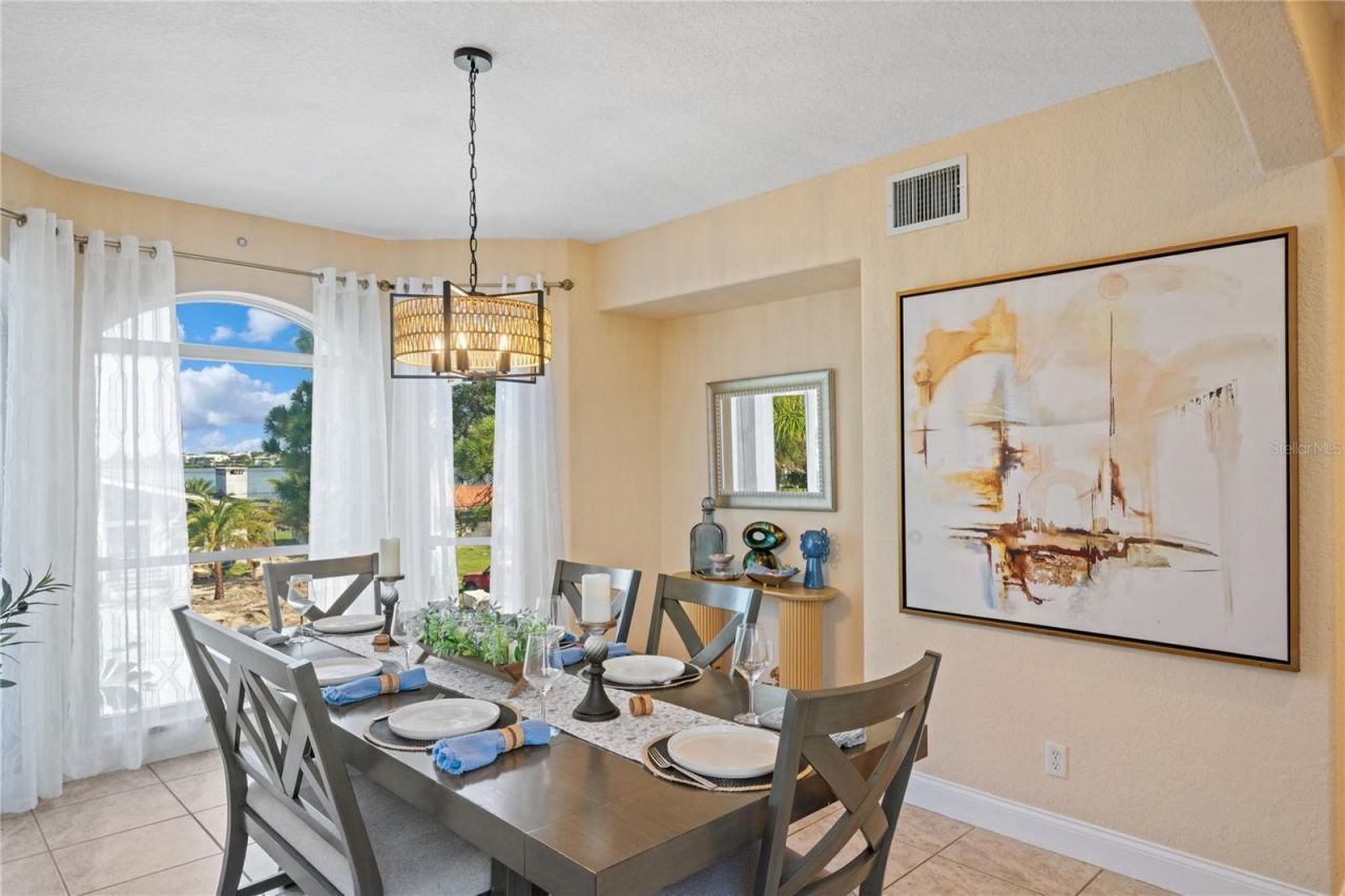 1661 Sea Breeze Drive, Tarpon Springs, FL 34689 Photo