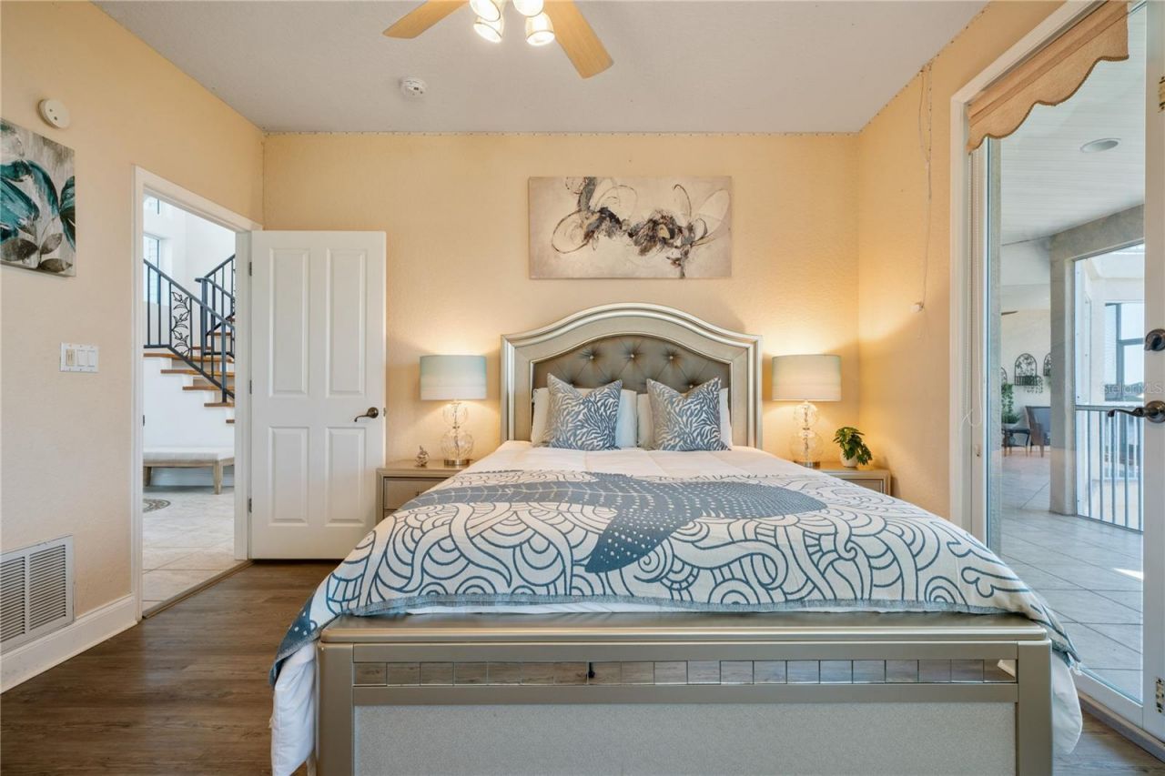 1661 Sea Breeze Drive, Tarpon Springs, FL 34689 Photo