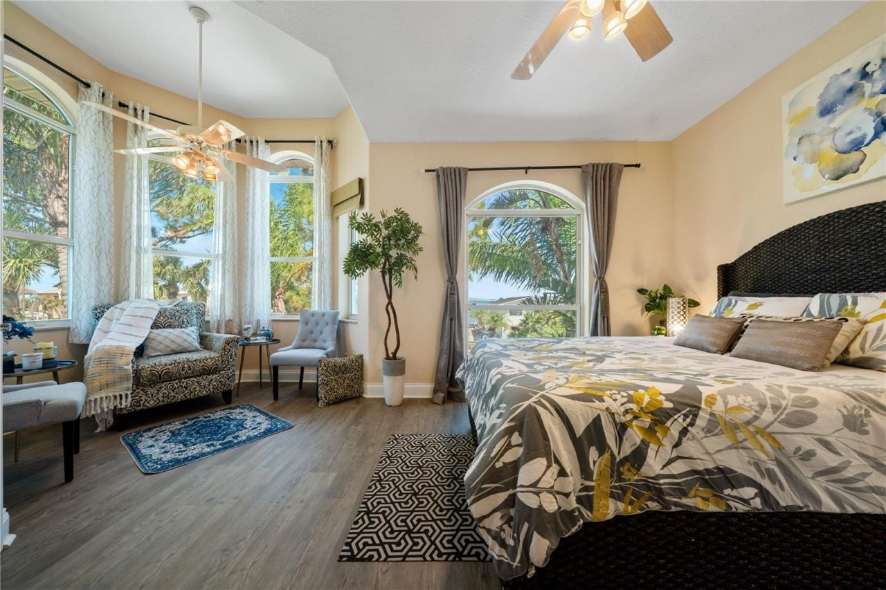 1661 Sea Breeze Drive, Tarpon Springs, FL 34689 Photo