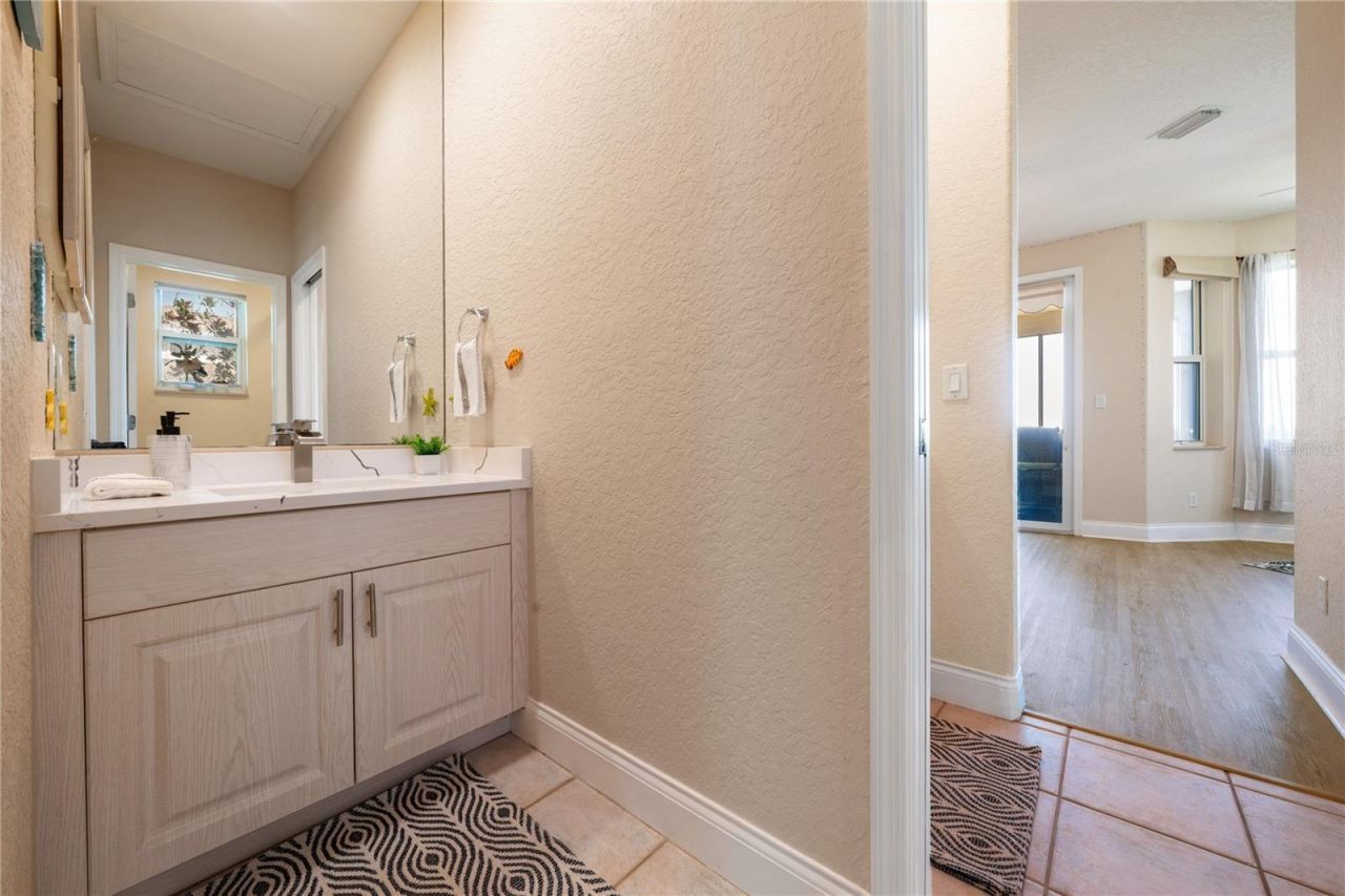 1661 Sea Breeze Drive, Tarpon Springs, FL 34689 Photo