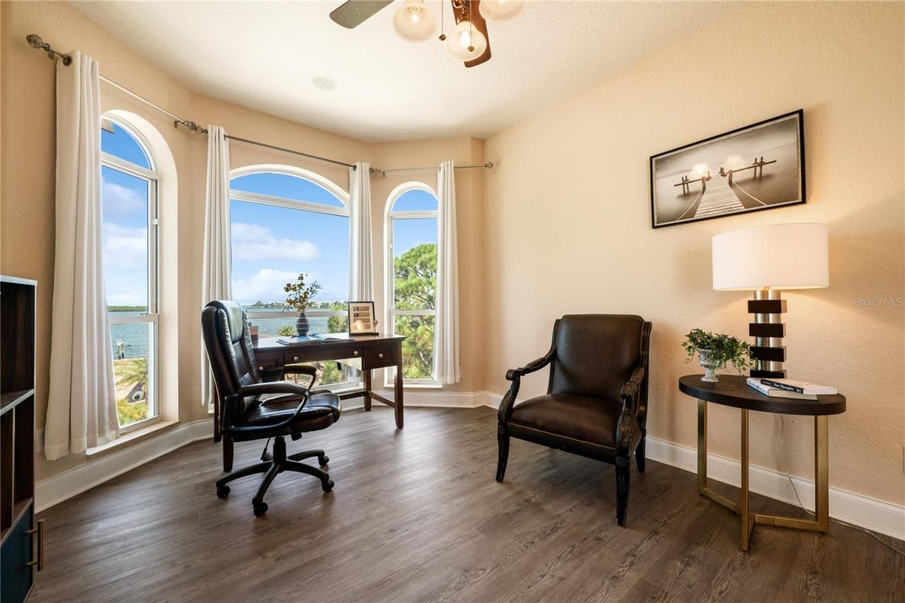 1661 Sea Breeze Drive, Tarpon Springs, FL 34689 Photo