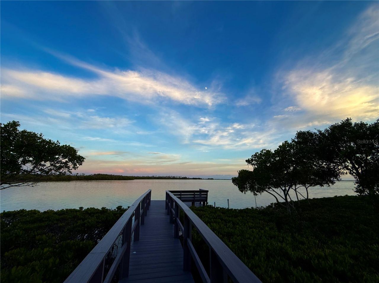 1661 Sea Breeze Drive, Tarpon Springs, FL 34689 Photo