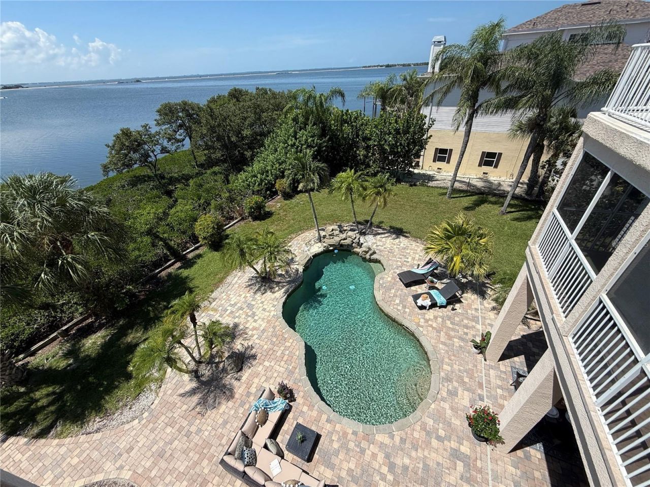 1661 Sea Breeze Drive, Tarpon Springs, FL 34689 Photo