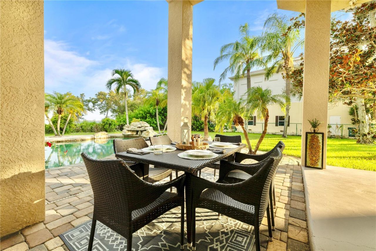 1661 Sea Breeze Drive, Tarpon Springs, FL 34689 Photo