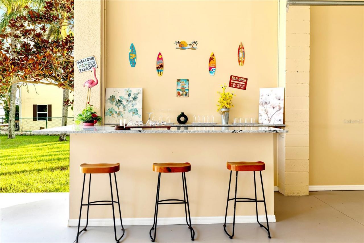 1661 Sea Breeze Drive, Tarpon Springs, FL 34689 Photo