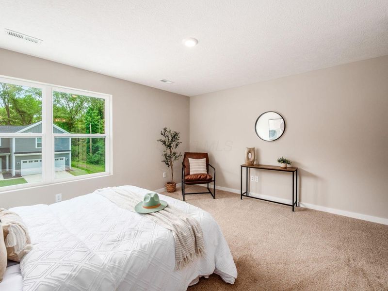 429 Postle Boulevard, Columbus, OH 43228 Photo 14