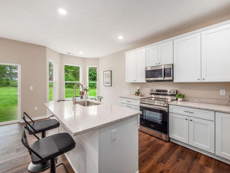 429 Postle Boulevard, Columbus, OH 43228 Photo 5