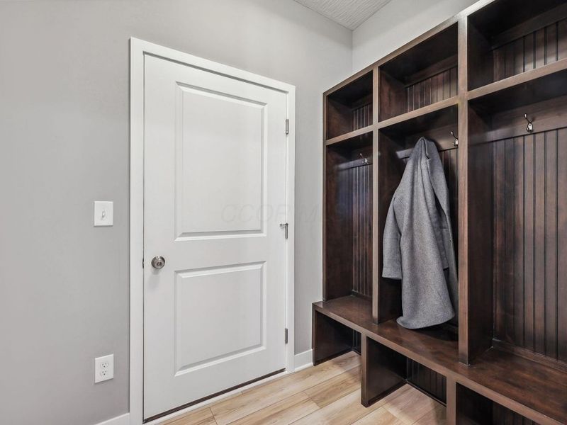 6986 Stillhouse Lane, Dublin, OH 43016 Photo 6