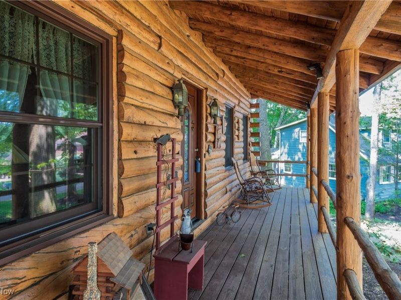 5820 Kildare Circle NW, Canton, OH 44718 Photo 2