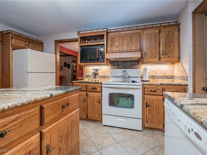 5820 Kildare Circle NW, Canton, OH 44718 Photo 23