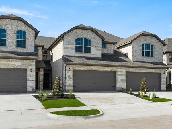 670 Sandiford, Mansfield, TX 76063