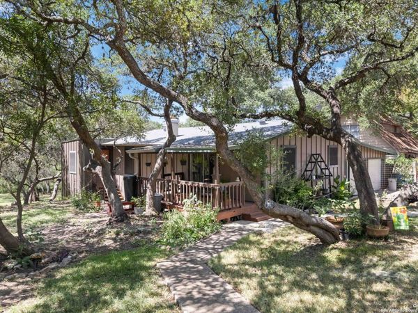 1588 Westview Court, Canyon Lake, TX 78133