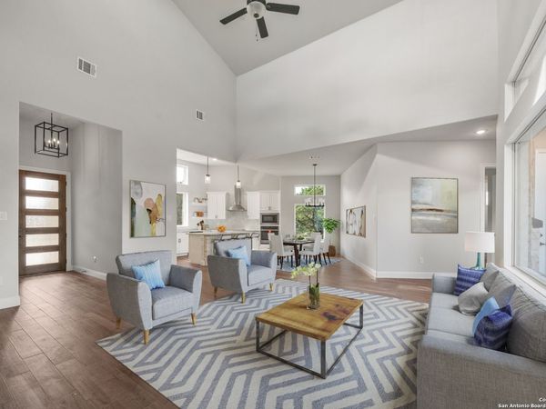 118 Cap Rock, Horseshoe Bay, TX 78657