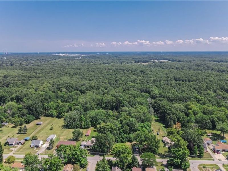 Root Road, Lorain, OH 44052 Photo 6