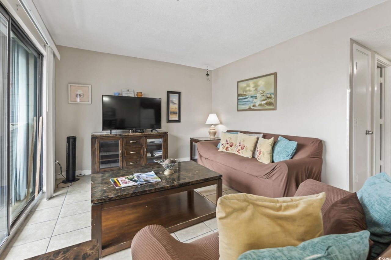 5905 S Kings Hwy. Photo 15