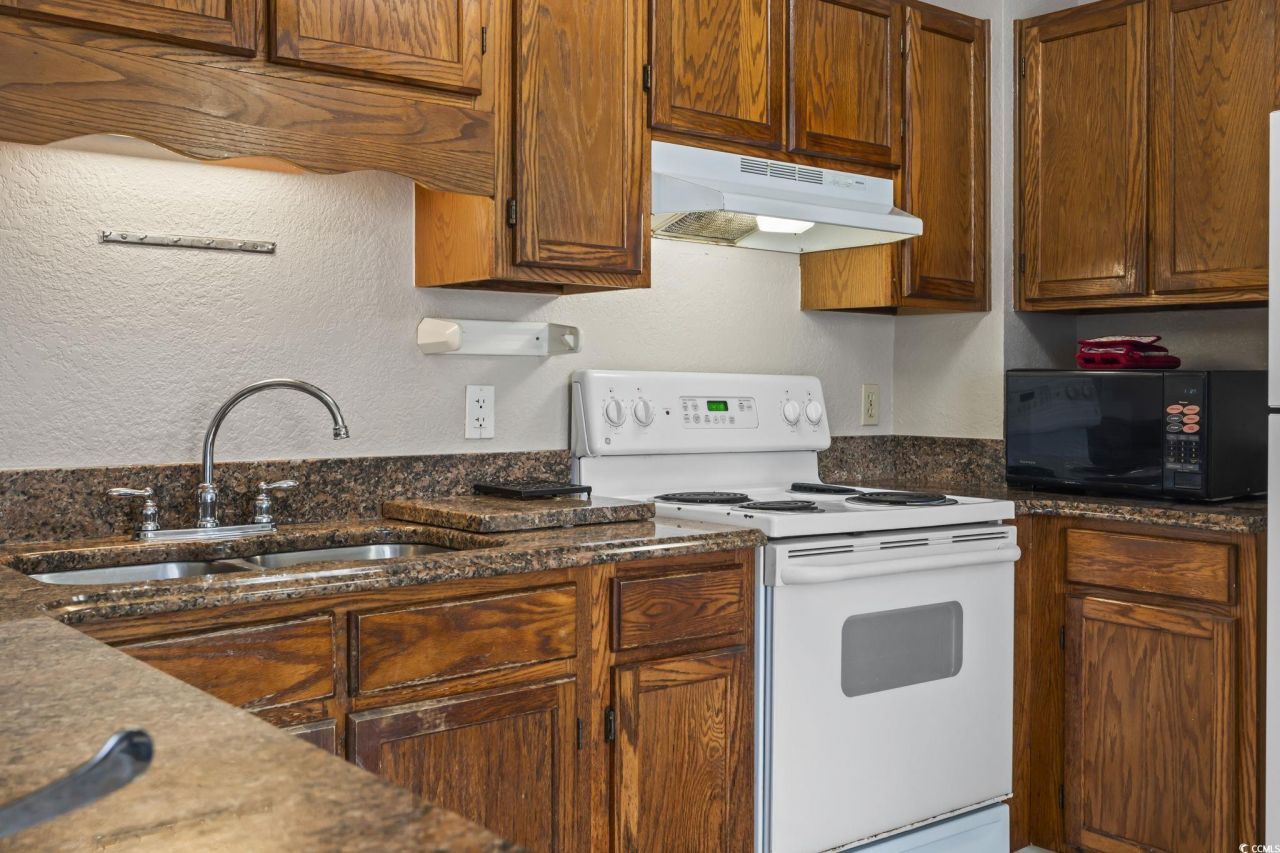 5905 S Kings Hwy. Photo 18