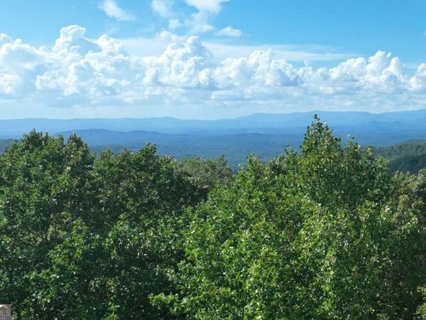 31 Highline Drive, Ellijay, GA 30536