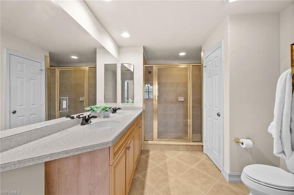 5626 Cape Harbour Dr, Unit 102, Cape Coral, FL 33914 Photo