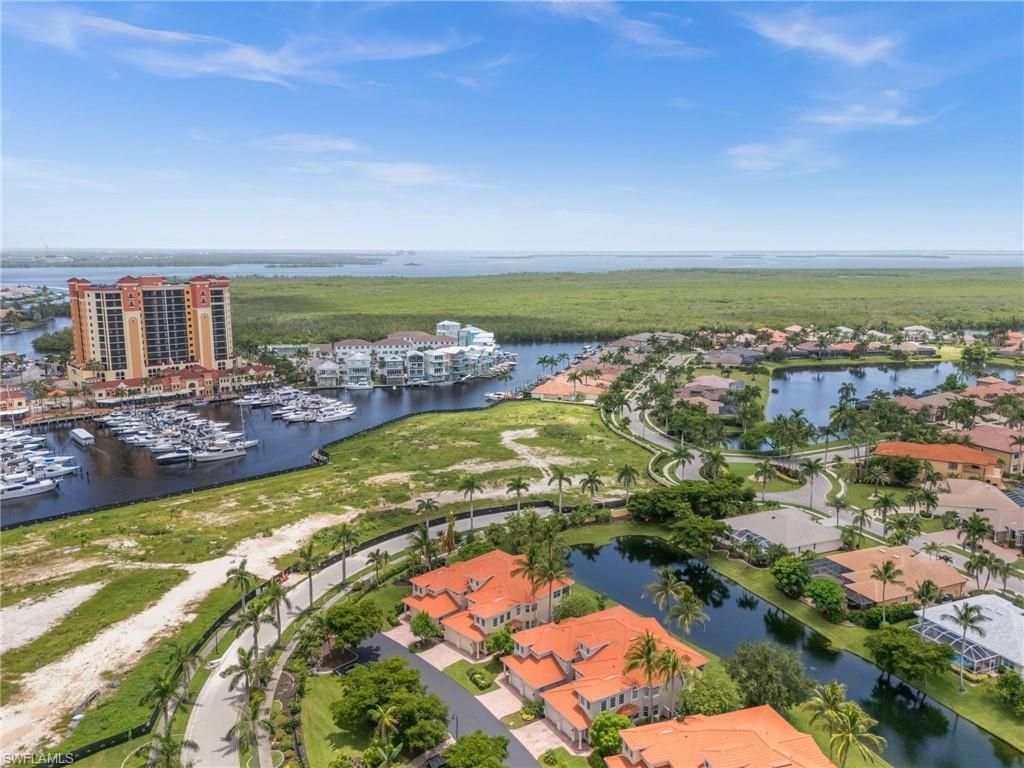 5626 Cape Harbour Dr, Unit 102, Cape Coral, FL 33914 Photo