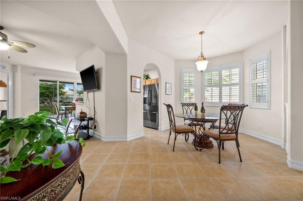 5626 Cape Harbour Dr, Unit 102, Cape Coral, FL 33914 Photo