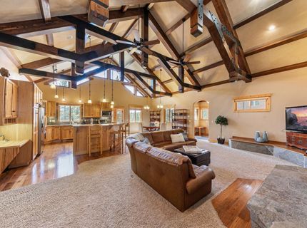 14070 Alder Creek Road, Truckee, CA 96161 Photo