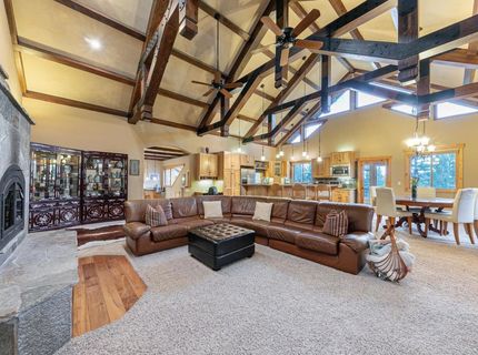 14070 Alder Creek Road, Truckee, CA 96161 Photo