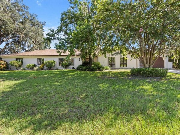 827 SW KINGS BAY DRIVE, CRYSTAL RIVER, FL 34429