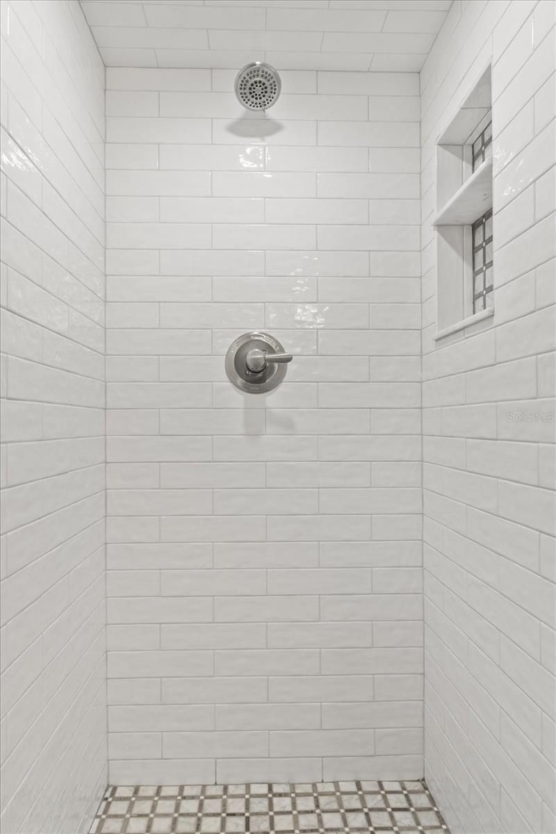 827 SW Kings Bay Drive, Crystal River, FL 34429 Photo