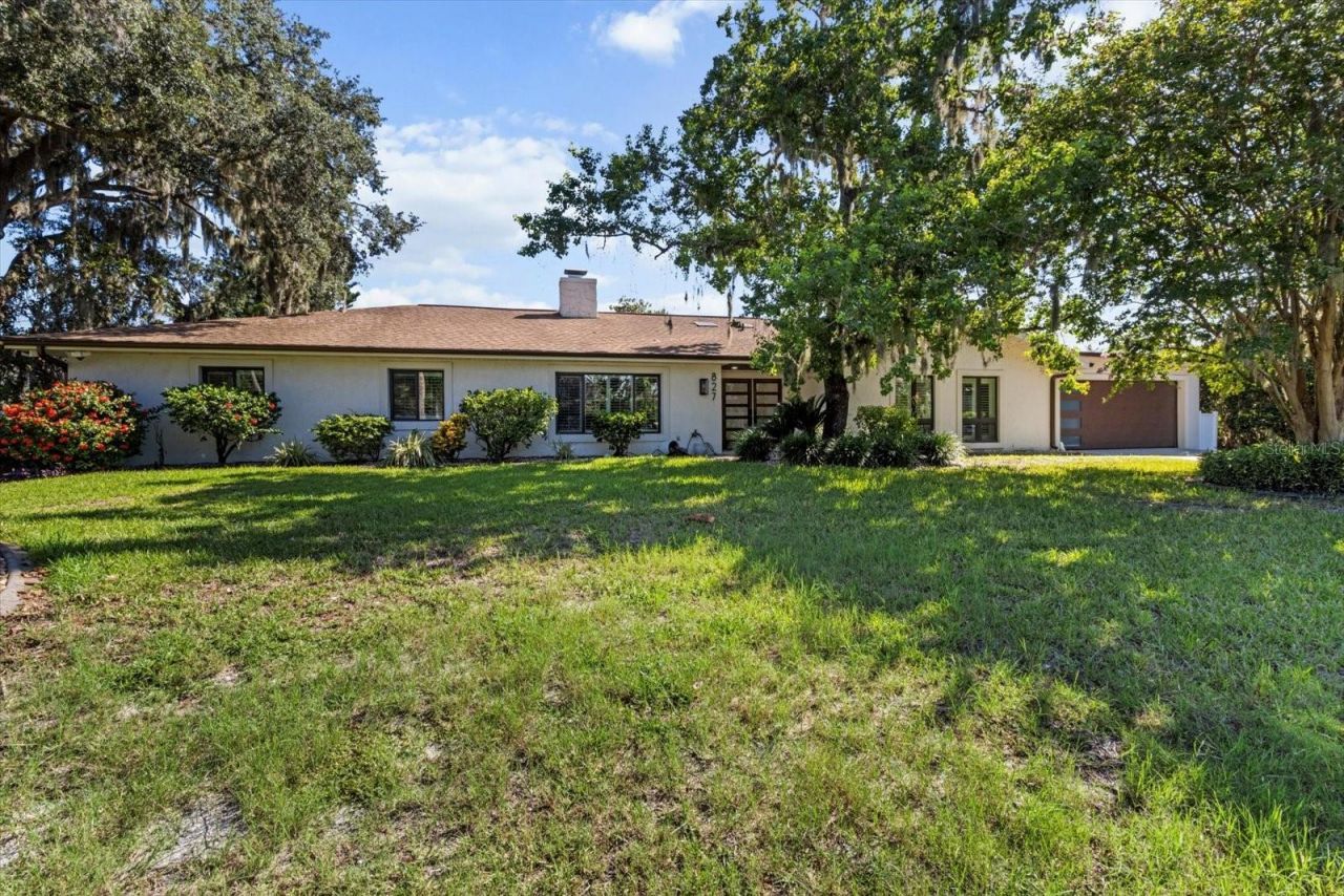 827 SW Kings Bay Drive, Crystal River, FL 34429 Photo