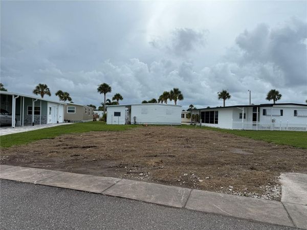 630 GLORIOSA DRIVE, VENICE, FL 34293