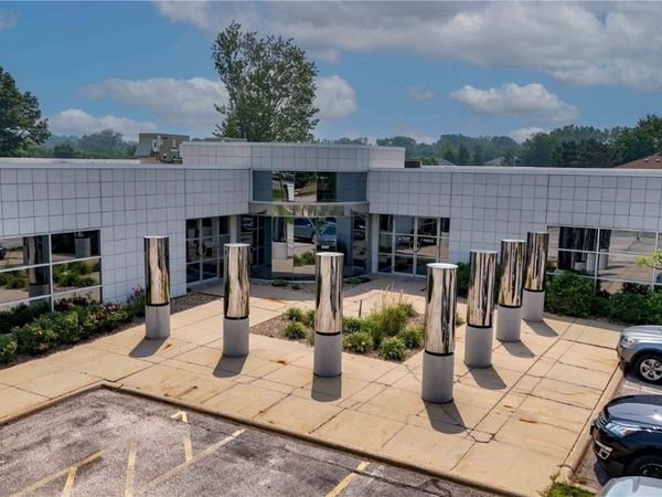 3950 River Ridge Drive NE, Cedar Rapids, IA 52402