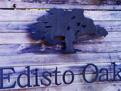 57 Seaside Road, Edisto Island, SC 29438