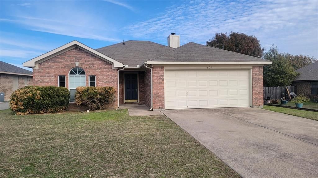 604 Honeysuckle Drive, Cleburne, TX 76033 Main Photo
