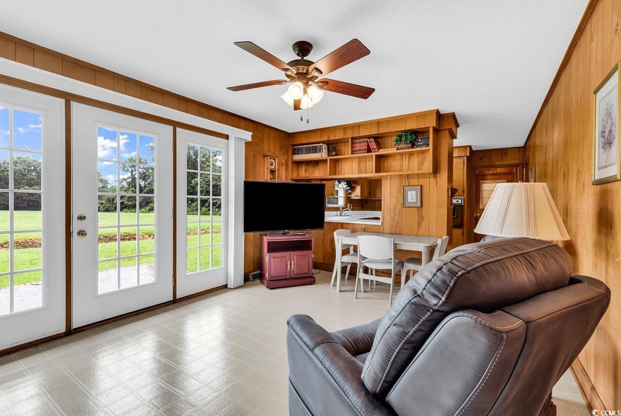 4165 Stevens St. Photo 7