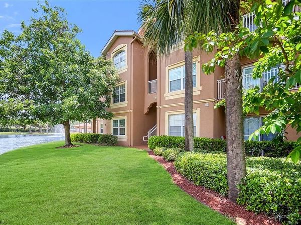 15605 Ocean Walk CIR, Unit 203, FORT MYERS, FL 33908