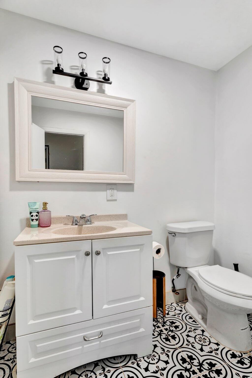 8001 NW 3rd Place, Margate, FL 33063 Photo