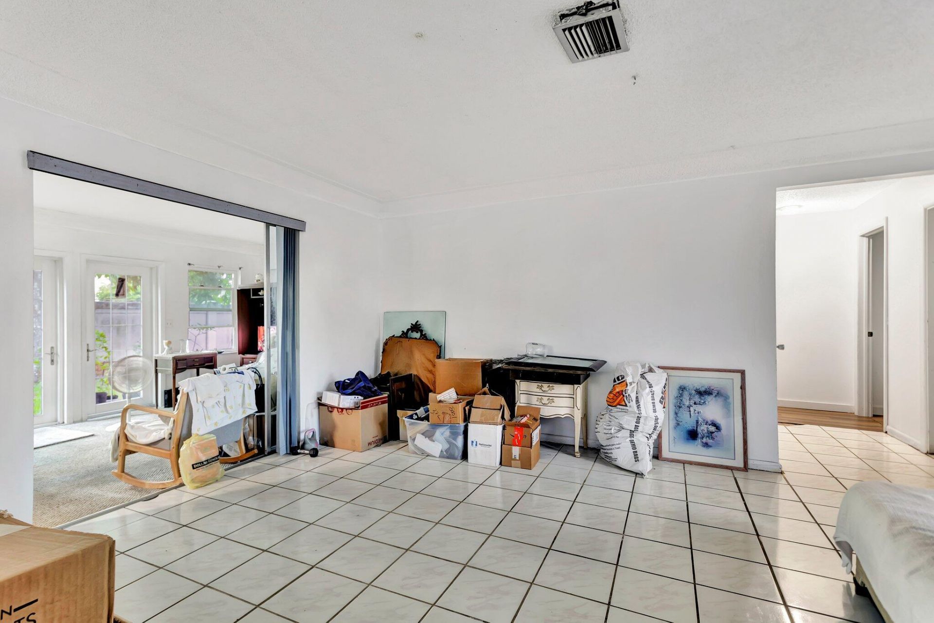 8001 NW 3rd Place, Margate, FL 33063 Photo