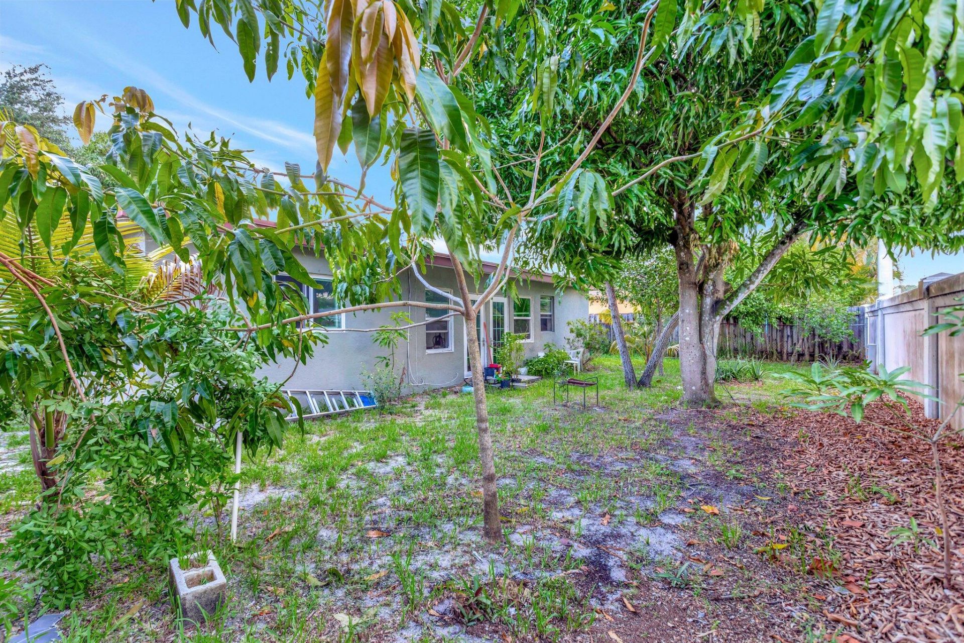 8001 NW 3rd Place, Margate, FL 33063 Photo