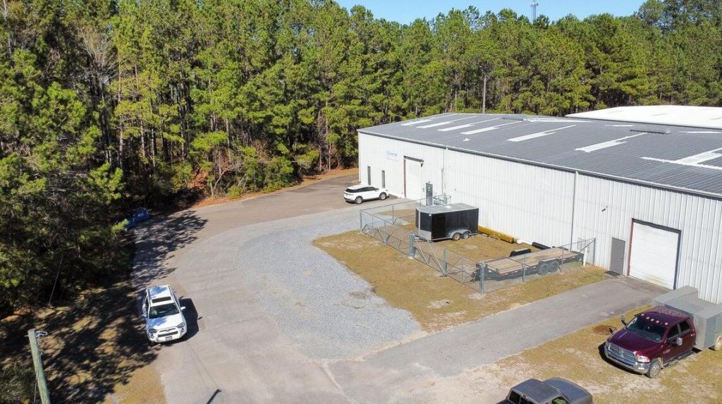 200 Varnfield Drive Photo 14